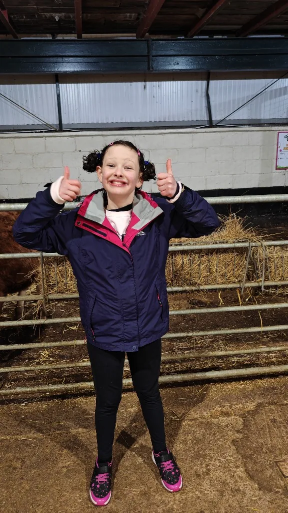 Ella thumbs up